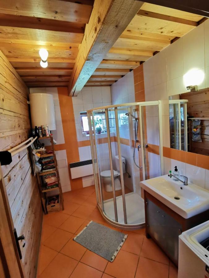 Drevenica Zapadne Tatry S Kupacou Kadou A Krbom Appartement Žiar Buitenkant foto